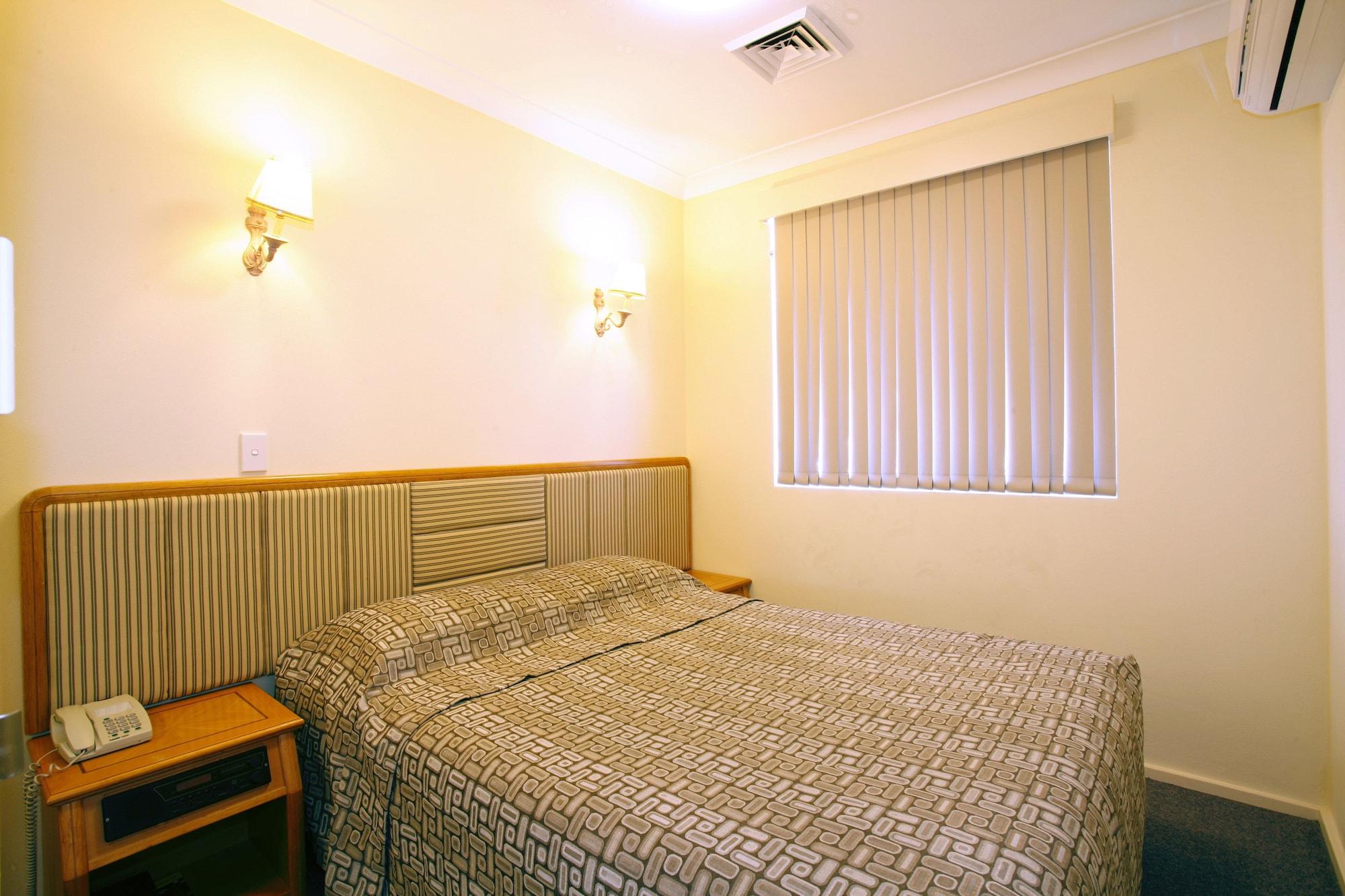Maclin Lodge Motel Campbelltown Exterior photo