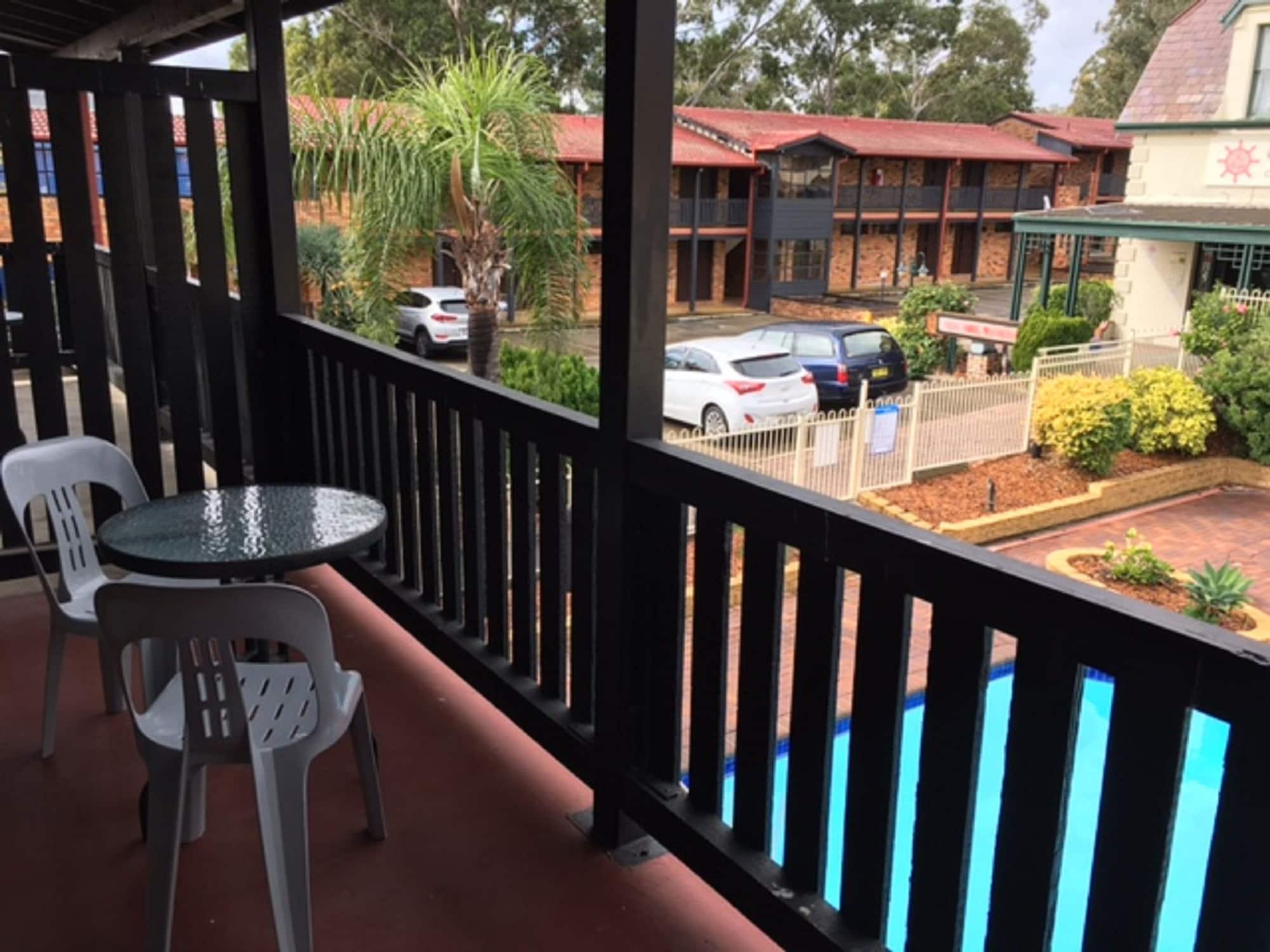 Maclin Lodge Motel Campbelltown Exterior photo