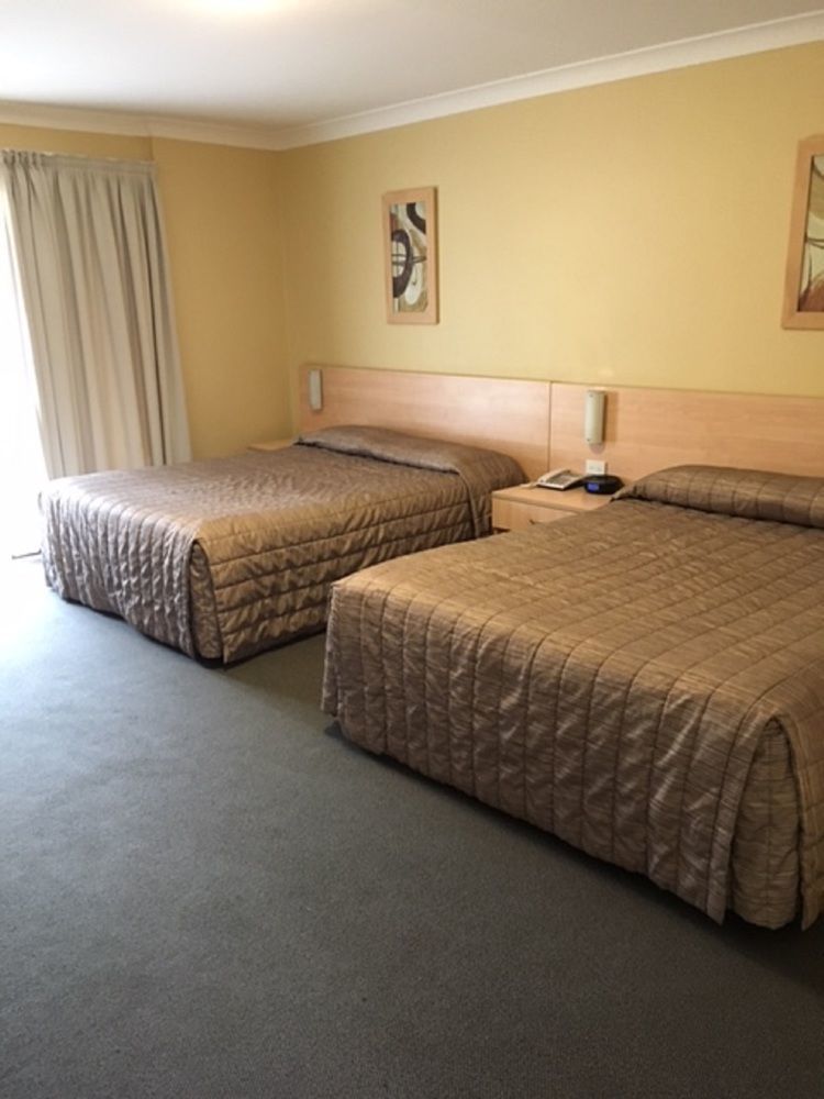 Maclin Lodge Motel Campbelltown Exterior photo