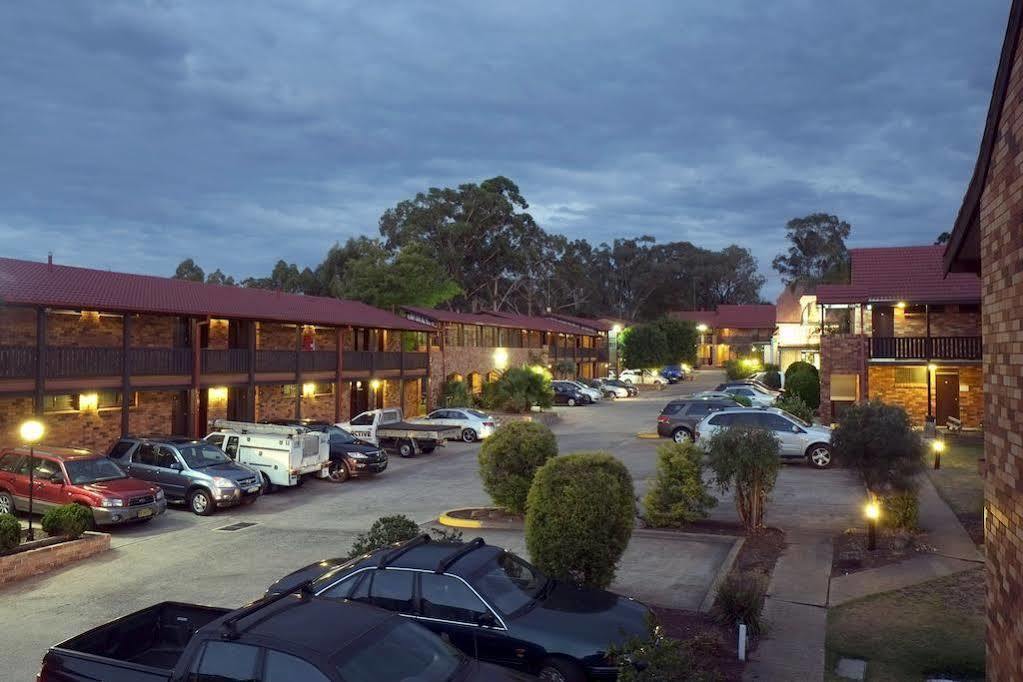 Maclin Lodge Motel Campbelltown Exterior photo